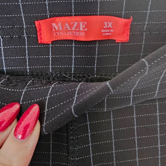 MAZE Black Pinstriped Dress Pants - New With Tags - Picture 3 of 5